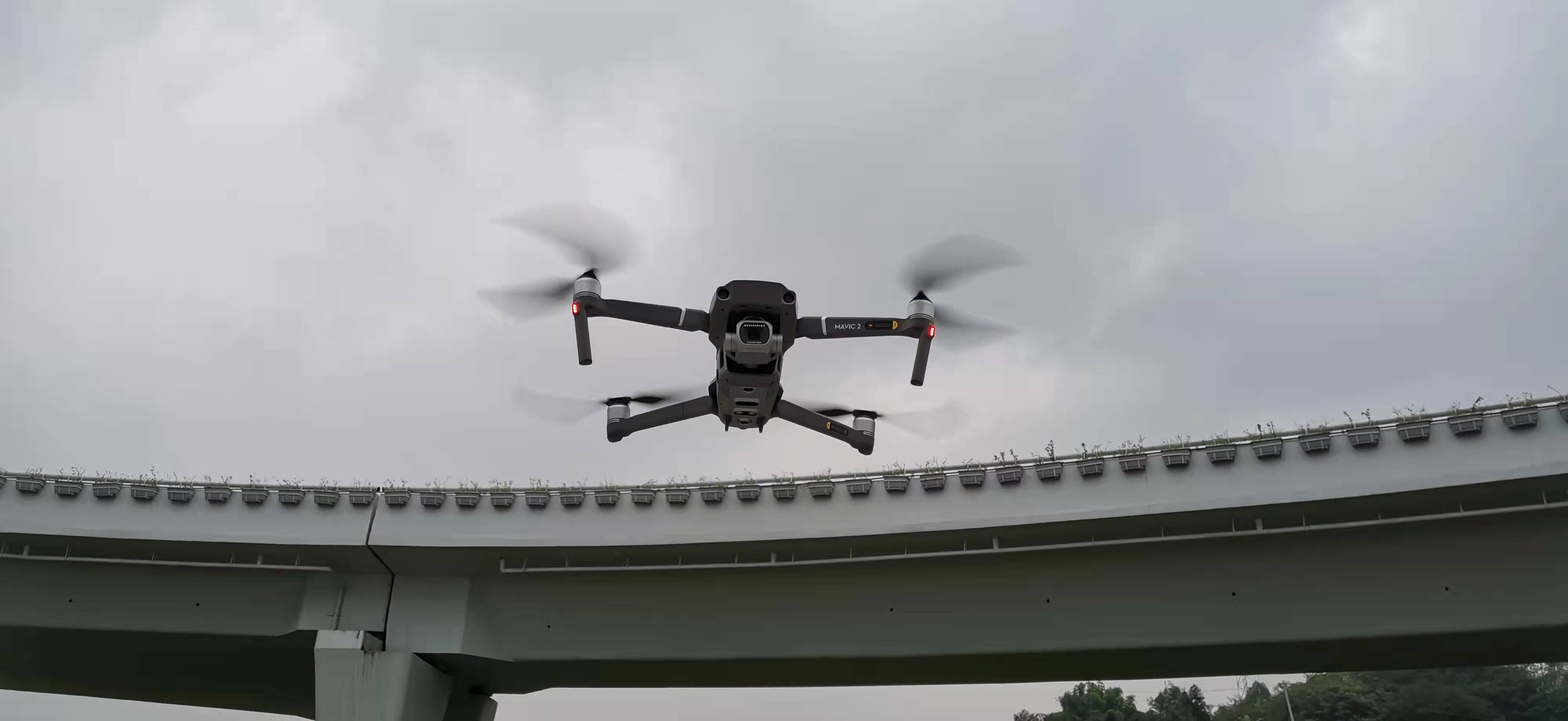 無(wú)人機高空巡檢常態(tài)化，助力城市管理精細化